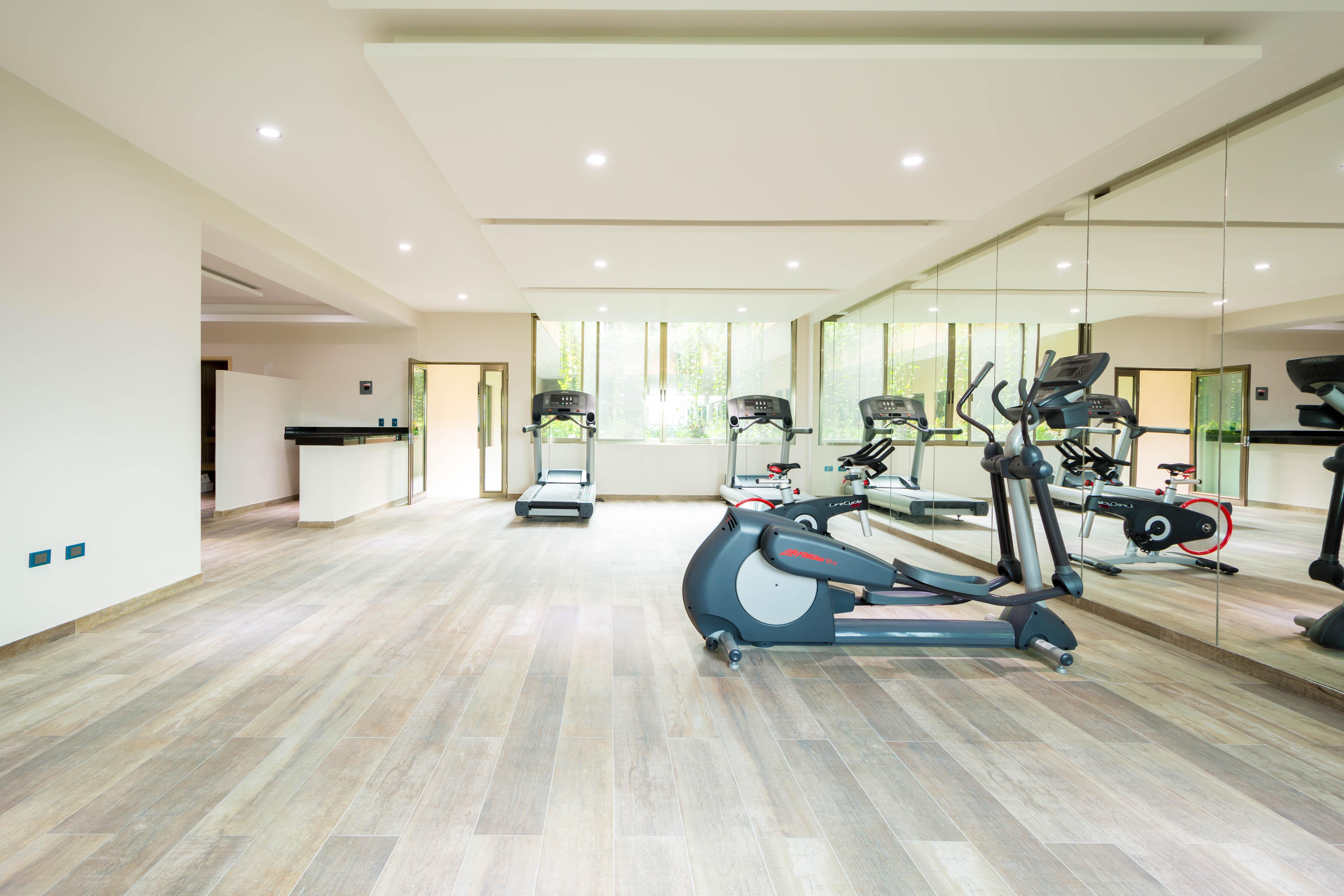 Palmarena Rooms & Residences - Long Stay Comfort With Parking, Sauna, Gym & Pool - Steps From 5Th Avenue Playa del Carmen Zewnętrze zdjęcie